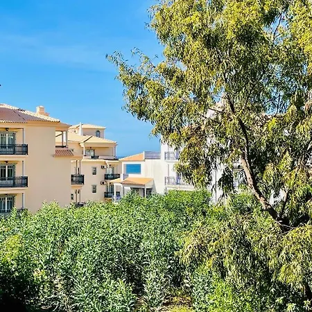 Seashell Oura Appartement *